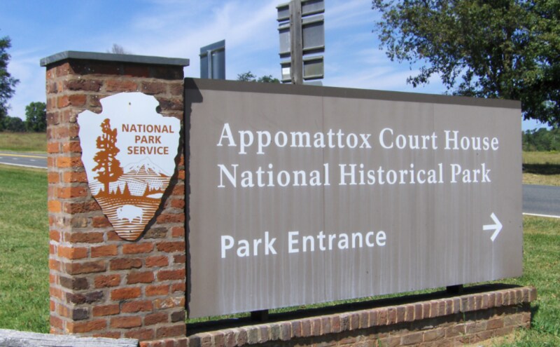 sign for appomattox court house national park