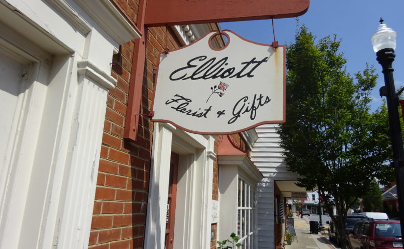 sign for elliott florist and gifts