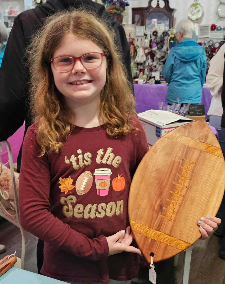 2025_HA_Football_cuttingboard