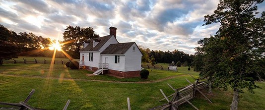 white house at sunrise